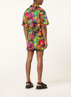 MCM Szorty oversize fit, Kolor: MOCNORÓŻOWY/ JASKRAWY NIEBIESKI/ ŻÓŁTY (Obrazek 1)