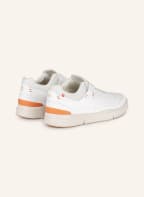On Sneaker THE ROGER CENTRE COURT, Farbe: WEISS/ DUNKELORANGE (Bild 1)