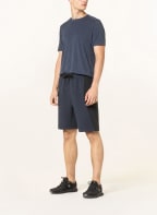 On Trainingsshorts MOVEMENT, Farbe: DUNKELBLAU/ SCHWARZ (Bild 1)
