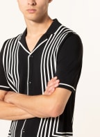 REISS Resorthemd PURDY Regular Fit aus Strick, Farbe: SCHWARZ/ WEISS (Bild 1)