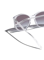 CHANEL Schmetterlingsförmige Sonnenbrille, Farbe: C660S6 - TRANSPARENT/ GRAU VERLAUF (Bild 1)