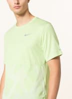 Nike Laufshirt DRI-FIT RUN DIVISION, Farbe: HELLGRÜN (Bild 1)