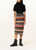 MRS & HUGS Knit skirt with glitter thread, Color: RED/ BLACK/ PINK (Image 1)