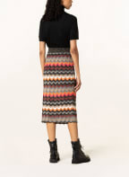 MRS & HUGS Knit skirt with glitter thread, Color: RED/ BLACK/ PINK (Image 1)