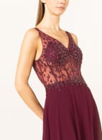 LAONA Abendkleid mit Schmucksteinen und Perlen, Farbe: DUNKELROT (Bild 1)