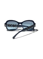 CHANEL Rechteckige Sonnenbrille , Farbe: 1462S2 - DUNKELBLAU/ BLAU VERLAUF (Bild 1)