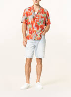 ALL SAINTS Resorthemd KUYO Relaxed Fit , Farbe: ROT/ GRÜN/ BLAU (Bild 1)