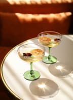&k amsterdam Set of 2 champagne glasses CHAMPAGNE FLORAL, Color: WHITE/ GREEN (Image 1)