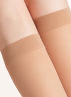 FALKE Fein-Kniestrümpfe ENERGIZE KNEE-HIGH 30 DEN , Farbe: 4059 COCOON (Bild 1)