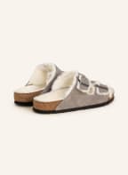 BIRKENSTOCK Pantoletten ARIZONA SHEARLING, Farbe: GRAU (Bild 1)