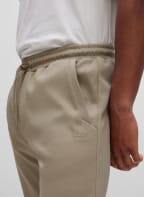 BOSS Sweatpants HADIKO CURVED, Farbe: HELLGRÜN (Bild 1)