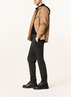 BOSS Trousers TABER in jogger style tapered fit, Color: BLACK (Image 1)