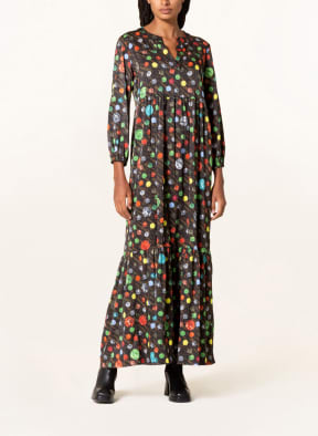 MUCHO GUSTO Kleid SAN RAFAEL, Farbe: KHAKI/ GELB/ ROT (Bild 1)