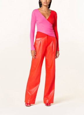 NEO NOIR Pullover ITALY in Wickeloptik, Farbe: ROT/ PINK (Bild 1)