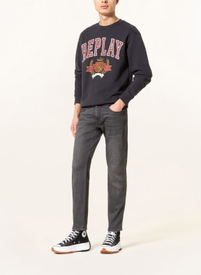 REPLAY Jeans ANBASS Slim Fit, Farbe: 096 MEDIUM GREY (Bild 1)