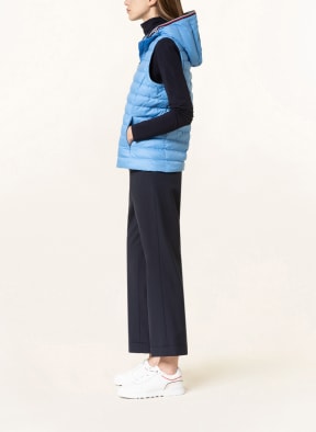 TOMMY HILFIGER Daunenweste mit abnehmbarer Kapuze, Farbe: HELLBLAU (Bild 1)
