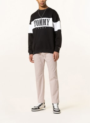 TOMMY JEANS Chinos DAD JEAN regular tapered fit , Color: TAUPE (Image 1)