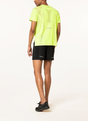 ASICS Running T-shirt VENTILATE 2.0 made of mesh, Color: NEON GREEN (Image 1)