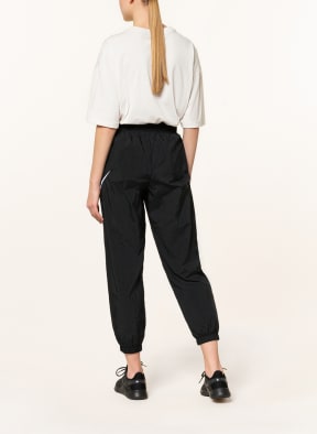 Nike Sweatpants SPORTSWEAR, Farbe: SCHWARZ (Bild 1)