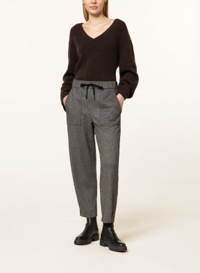 MAC DAYDREAM 7/8 trousers TWIST in jogger style, Color: BLACK/ WHITE (Image 1)