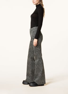 MAC DAYDREAM Bootcut trousers ZOOM with glitter thread, Color: BLACK/ LIGHT GRAY (Image 1)