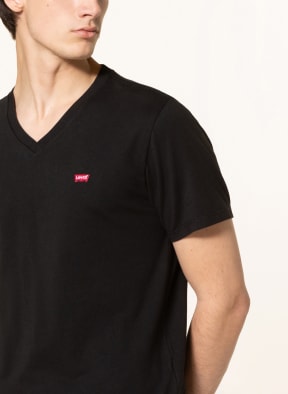 Levi's® T-shirt, Color: BLACK (Image 1)