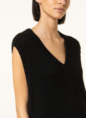 IRIS von ARNIM Cashmere sweater vest ANKA, Color: BLACK (Image 1)