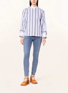 EVA MANN Hemdbluse DELIA MILANO mit Rüschen, Farbe: DUNKELBLAU/ WEISS/ HELLBLAU (Bild 1)