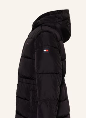 TOMMY HILFIGER Steppjacke mit abnehmbaren Ärmeln, Farbe: SCHWARZ (Bild 1)