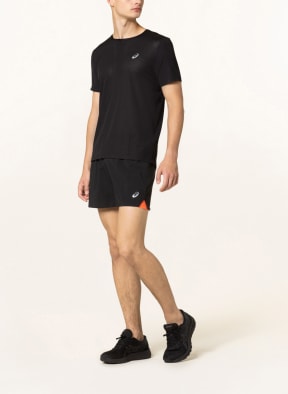 ASICS 2-in-1 running shorts ROAD , Color: BLACK (Image 1)
