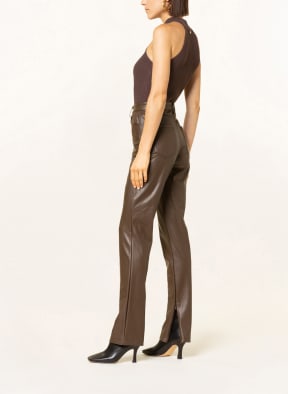 GUESS Pants CAROLINE in leather look, Color: BROWN (Image 1)