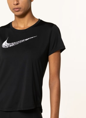 Nike Running shirt SWOOSH RUN, Color: BLACK/ WHITE (Image 1)
