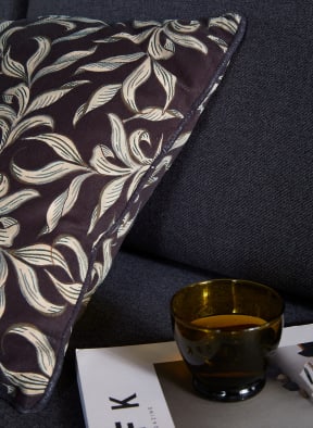 ESSENZA Decorative cushion JULIETTE, Color: DARK BLUE/ CREAM/ GREEN (Image 1)