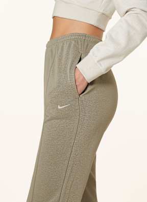 Nike Sweatpants SPORTSWEAR CHILL TERRY