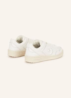 White converse model best sale
