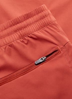 MAMMUT Mammut Massone Light Pants Men in rot