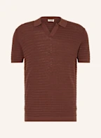 Farbe: DUNKELROT