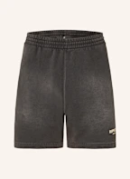 Essentials Cropped Pants