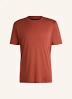 Farbe: ROT