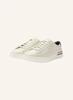 Farbe: WEISS