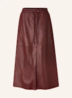 Farbe: ROT