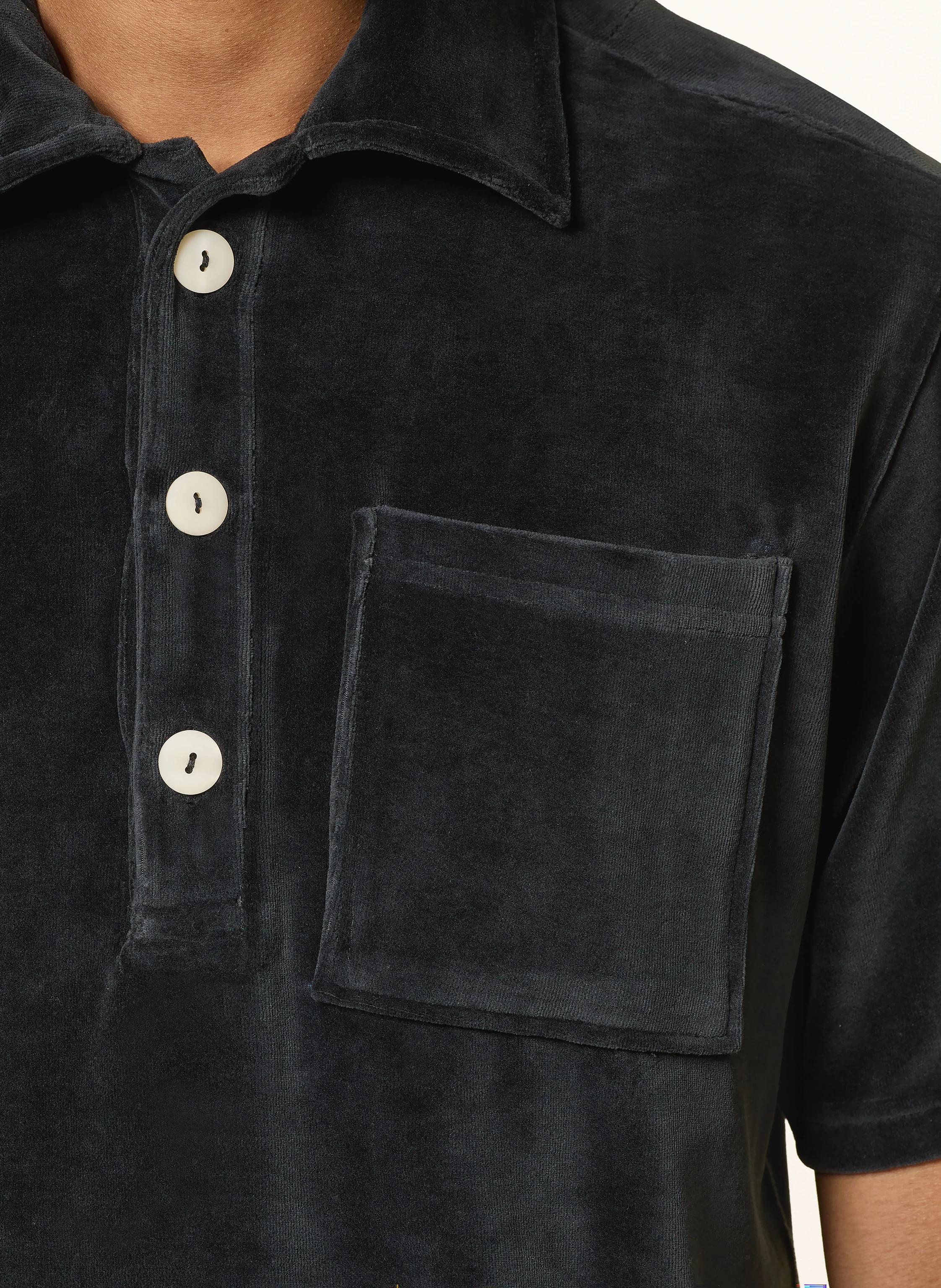 OAS velvet polo shirt: BLACK