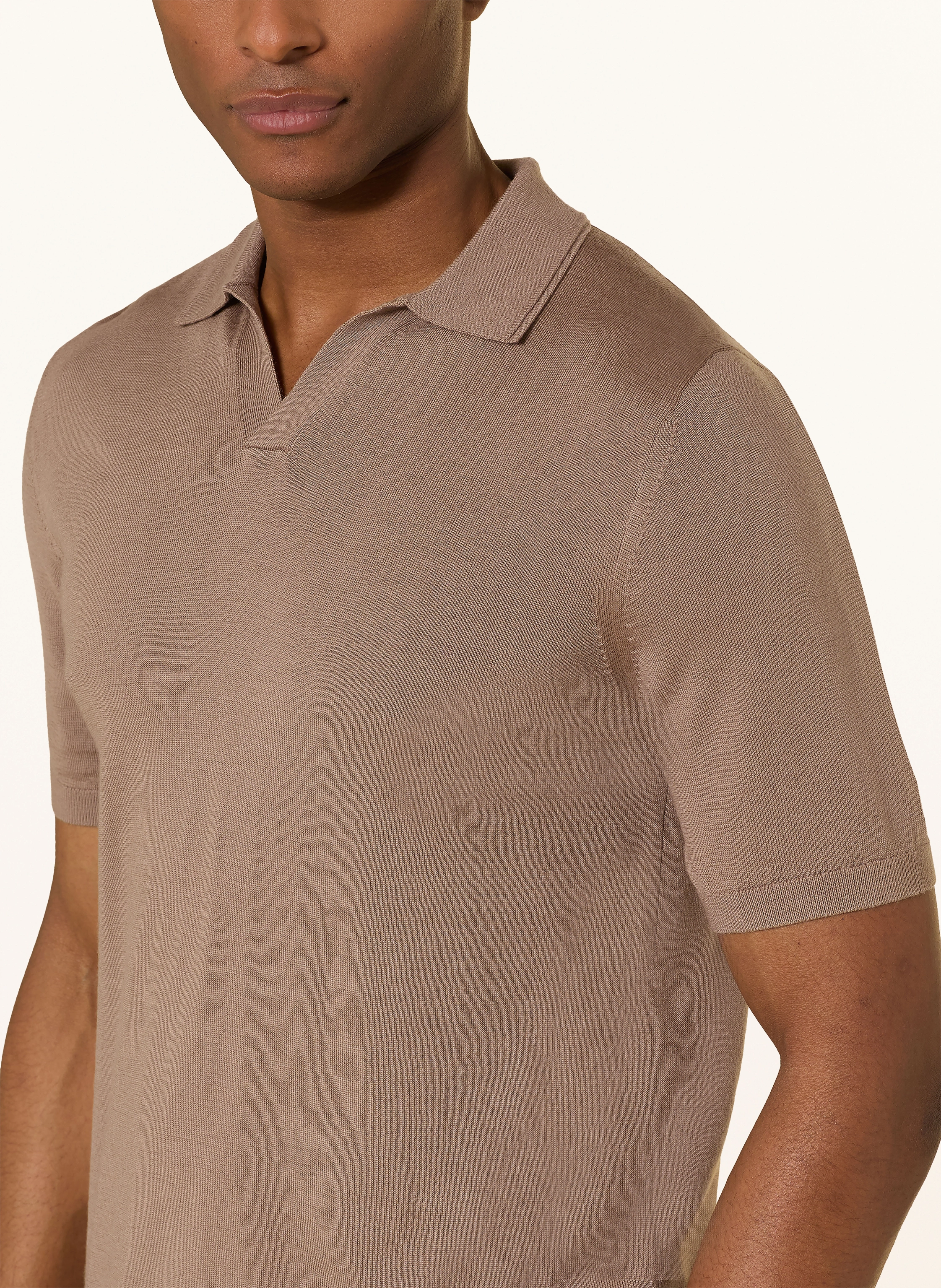 REISS DUCHIE knitted polo shirt made from merino wool: CAMEL