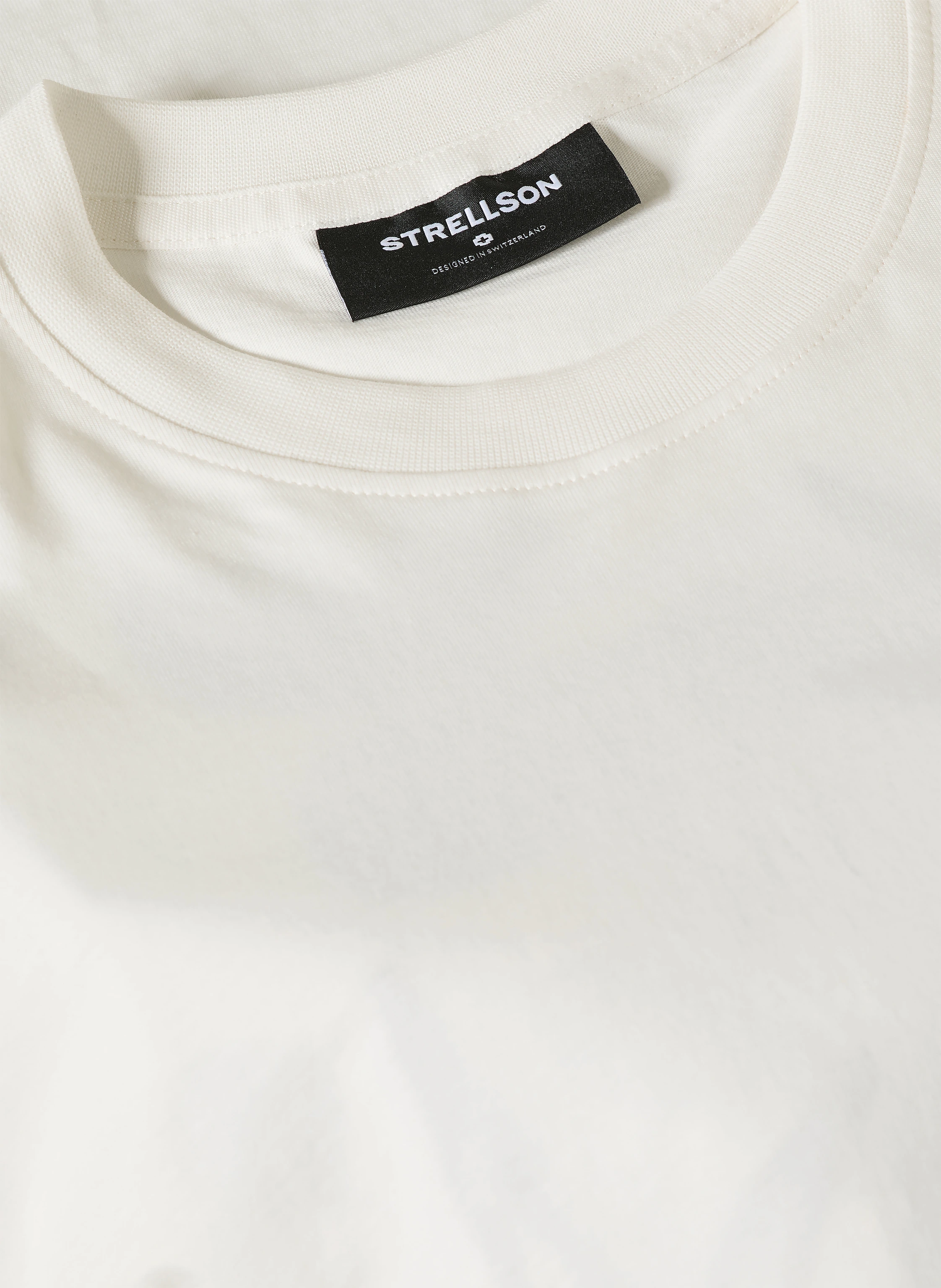 STRELLSON T-shirt SKALU: ECRU / MØRKEBRUN