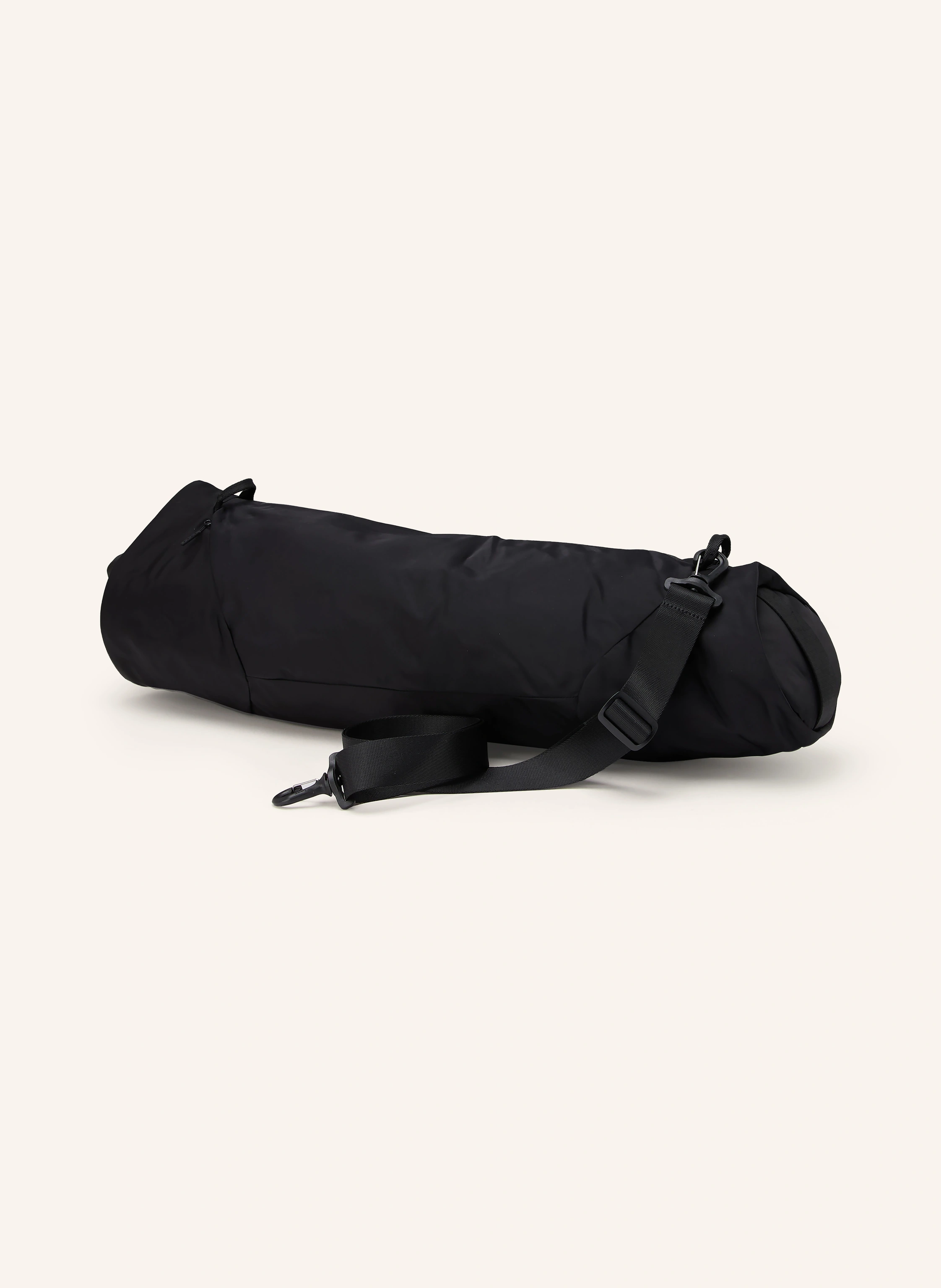 lululemon Sporttasche ADJUSTABLE YOGA MAT BAG in schwarz