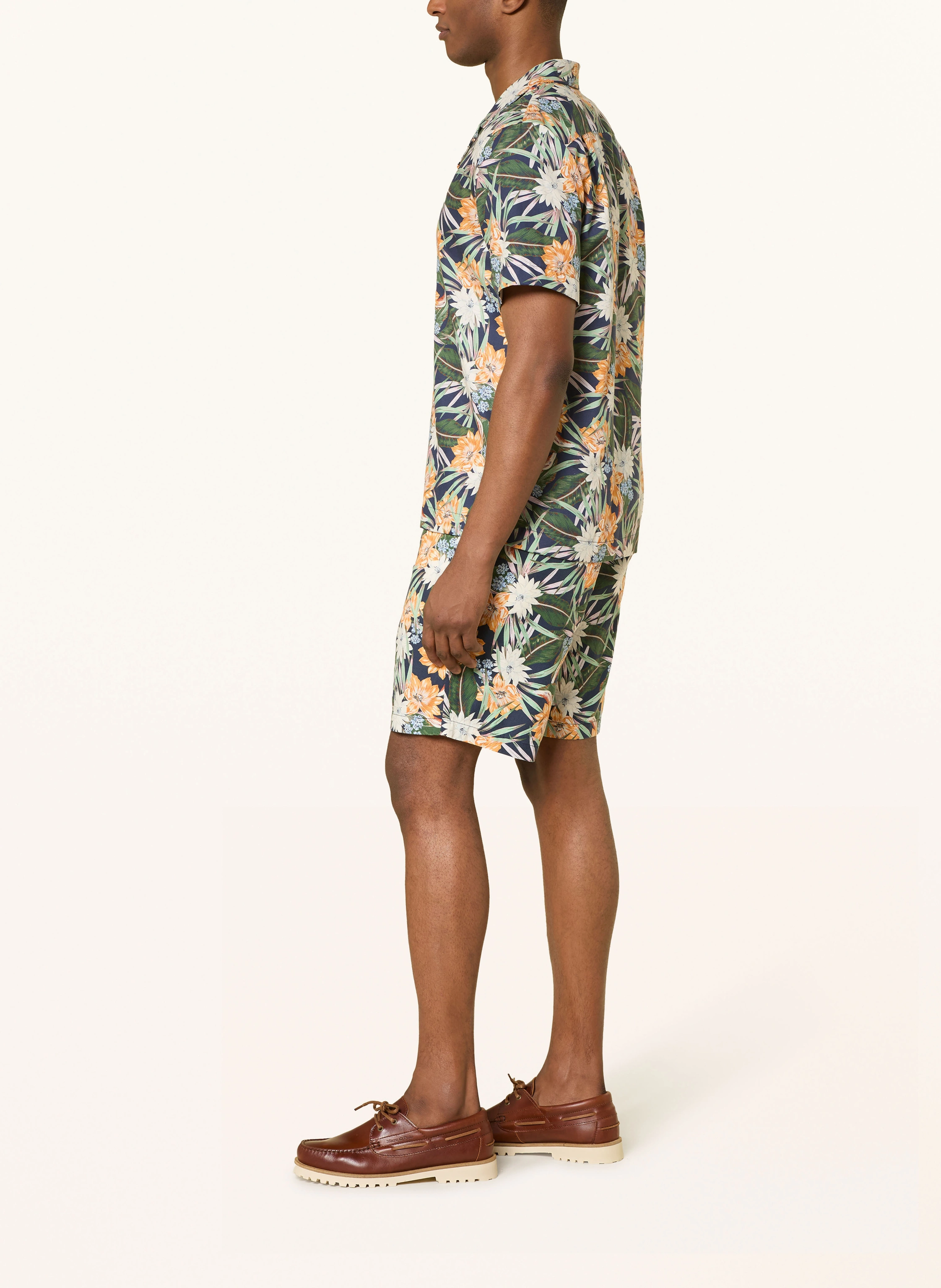 TOMMY HILFIGER shorts: GREEN / DARK ORANGE / BLUE