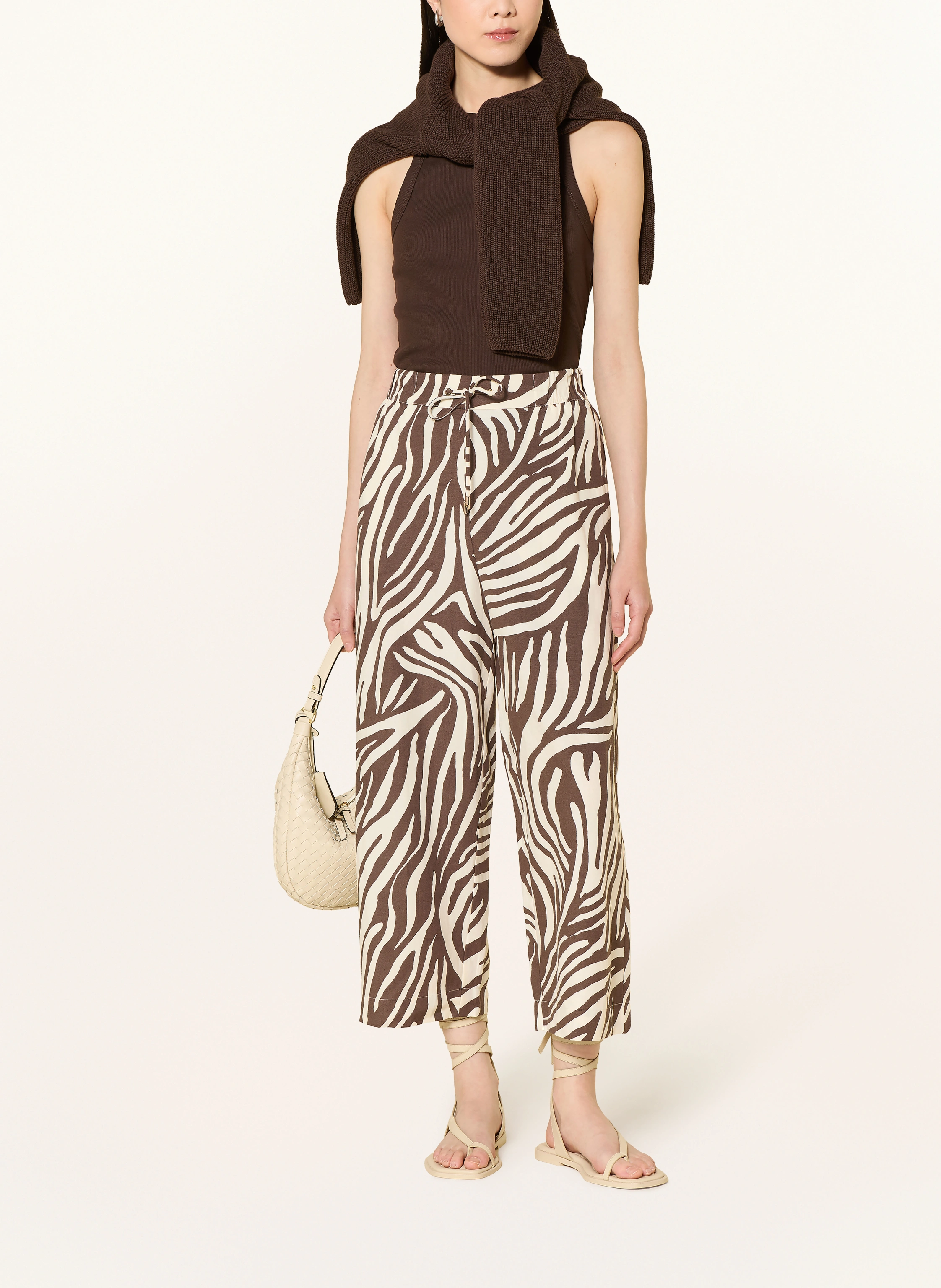 s.Oliver BLACK LABEL 3/4-length pants: BEIGE / DARK BROWN