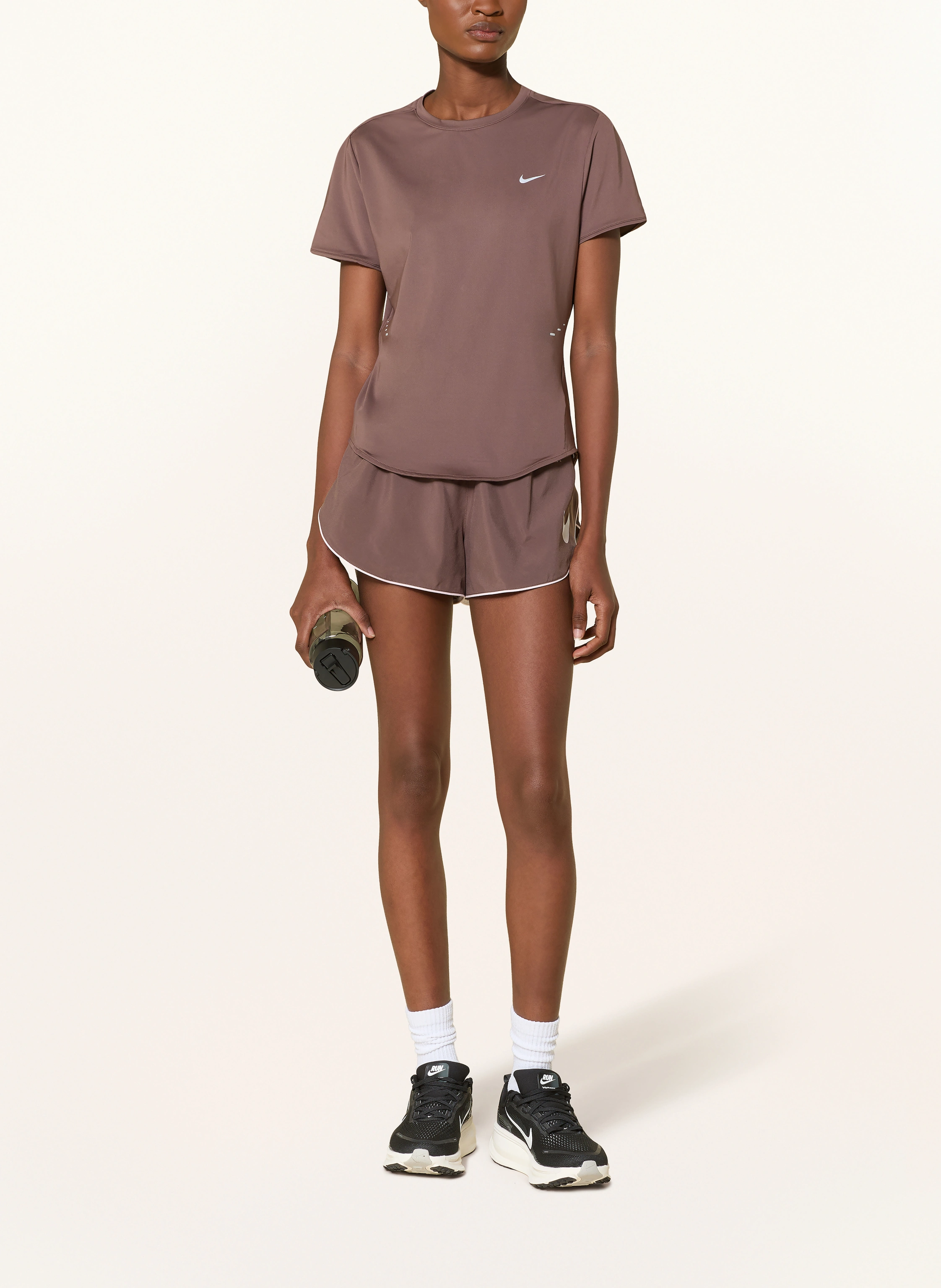 Nike Running shirt SWIFT: DUSKY PINK