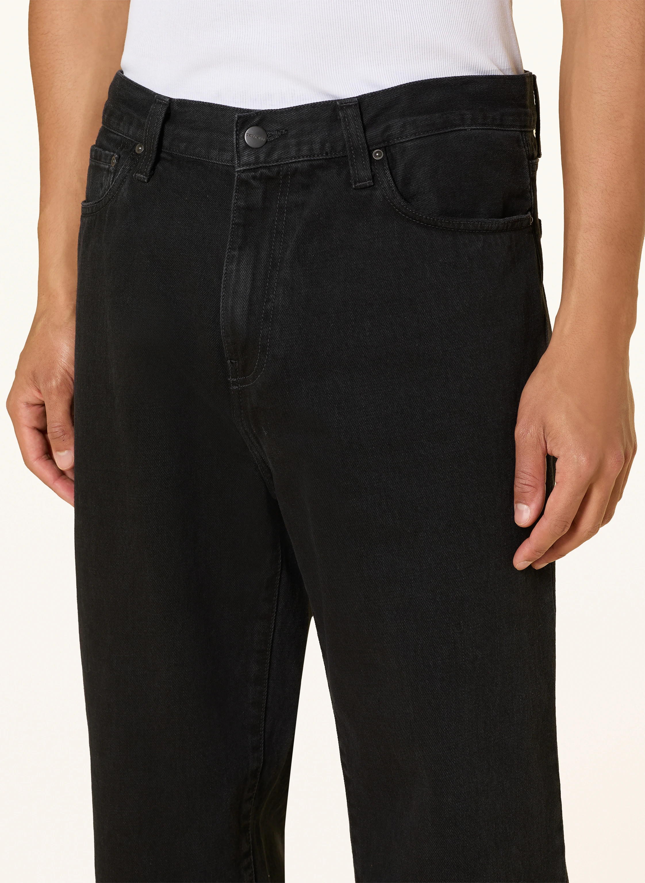 carhartt WIP AARON Straight Fit Jeans: 8906 Black