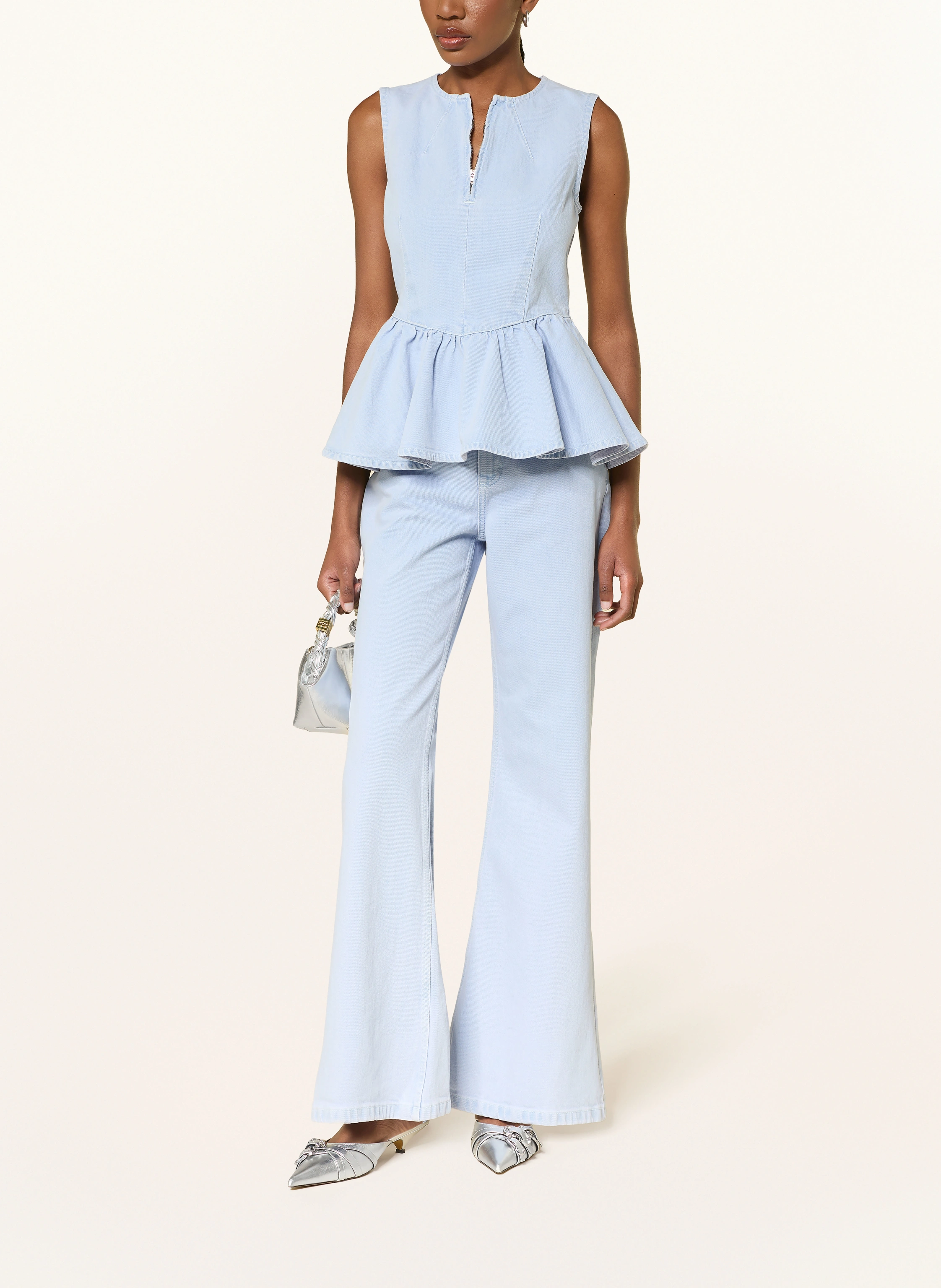 BAUM UND PFERDGARTEN MERJA Denim Top with Ruffles: LIGHT BLUE / BROWN